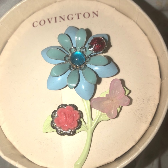Blue brooch flower 🌸 pink butterfly 🦋 ladybug 🐞 - Picture 4 of 10